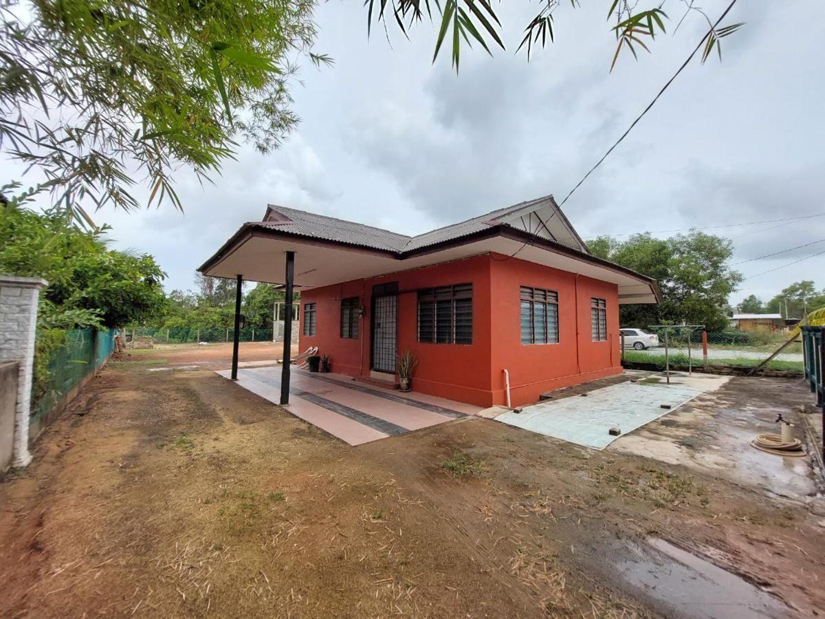 Homestay Ummi Куала-Тренгану Экстерьер фото