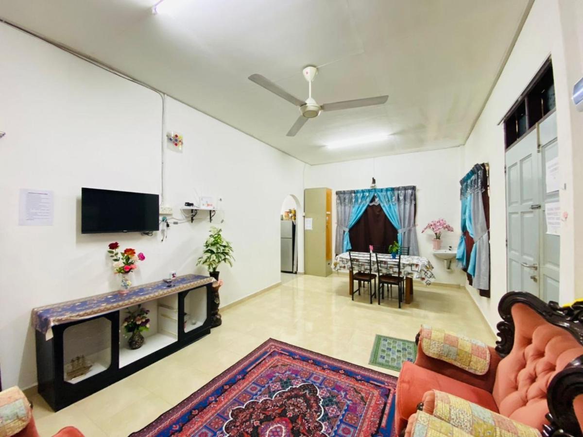 Homestay Ummi Куала-Тренгану Экстерьер фото